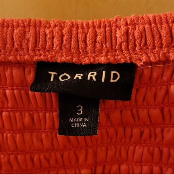 Beautiful Flirty Pink Eyelet Dress - Picture 5 of 6